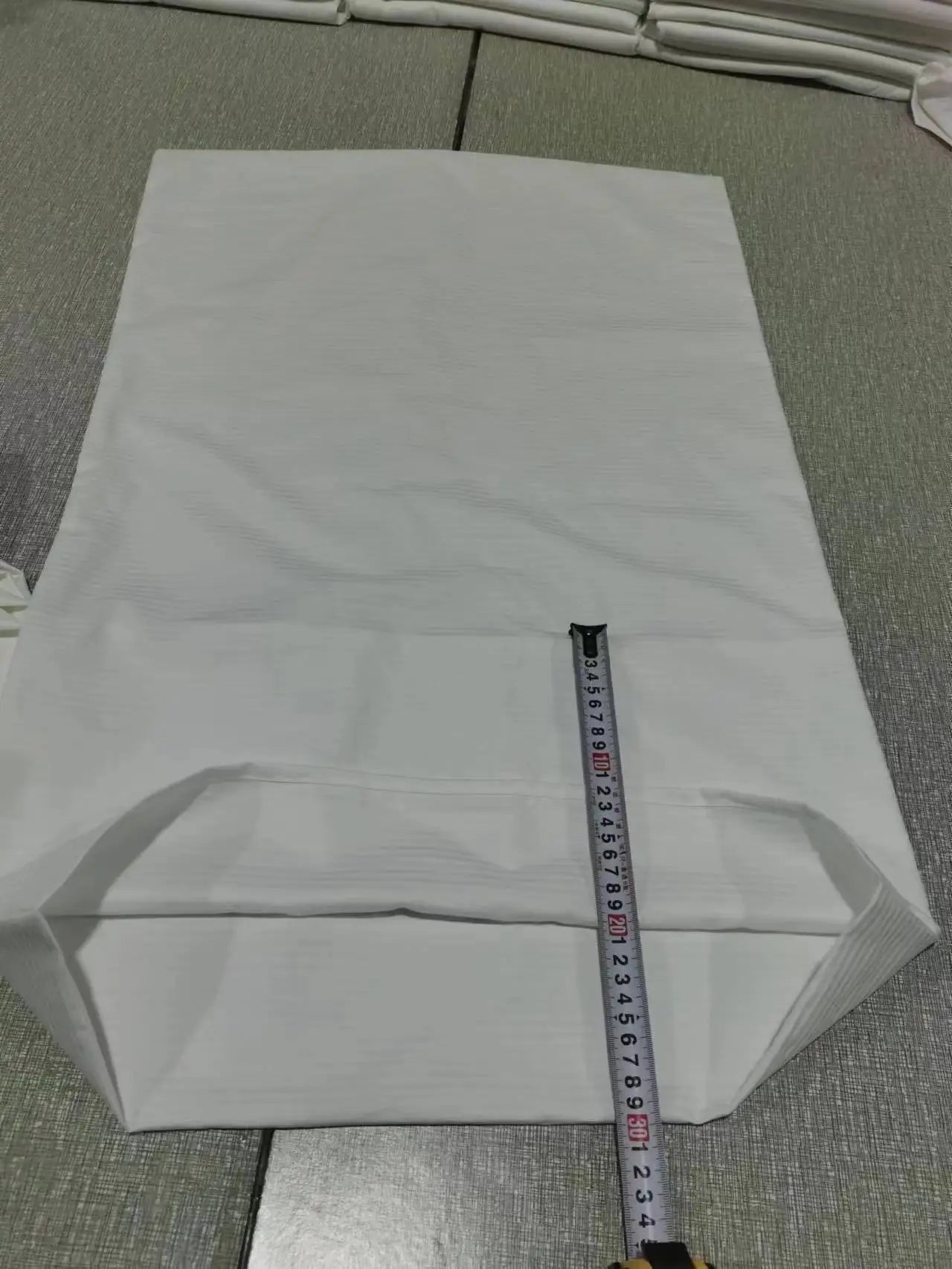 https://sc04.alicdn.com/kf/H41d3679fb9f84a85b7354801455995f0K.jpg